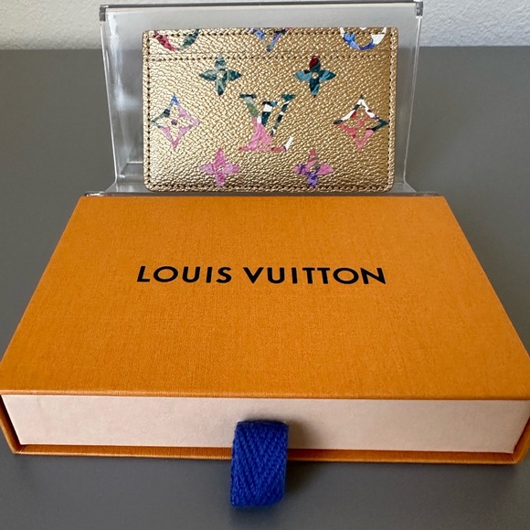 Louis Vuitton Limited Edition Garden Collection Metallic Gold Cardholder (NWOT) - Picture 11 of 12